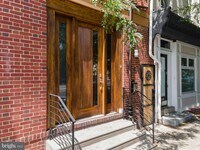 Building Photo - 309 E Girard Ave