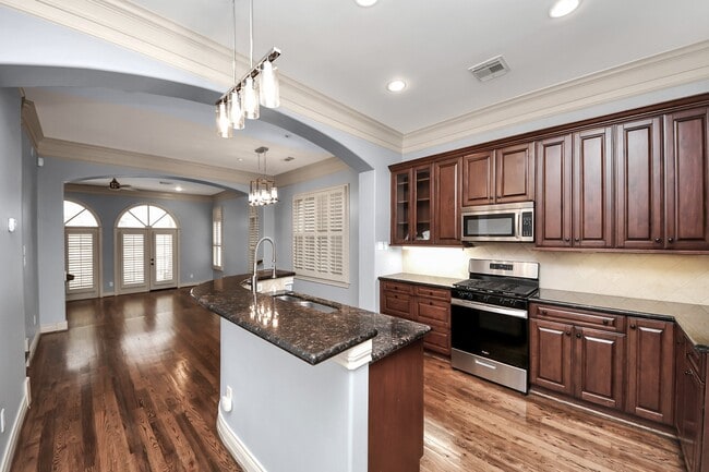 Building Photo - 1434 Wichita St