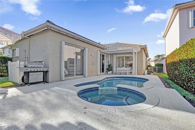 Building Photo - 6928 NW 33rd St