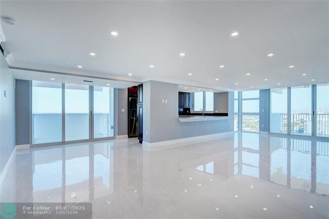 Building Photo - 1360 S Ocean Blvd