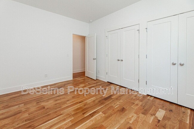Building Photo - 335a Mckennell Drive