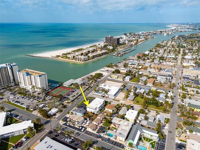 Building Photo - 7151 Sunset Way