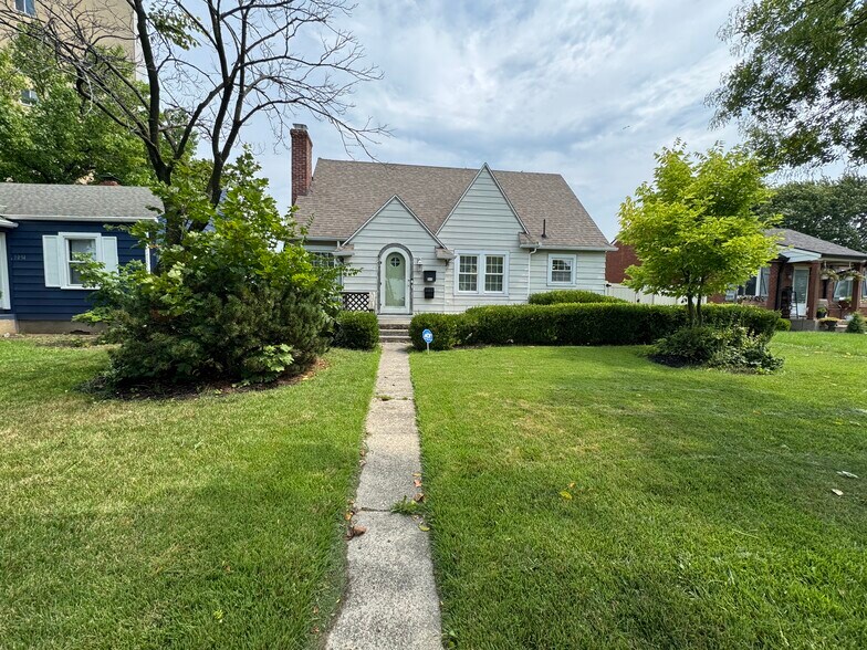 Front of House 2 - 1048 Wilmington Ave