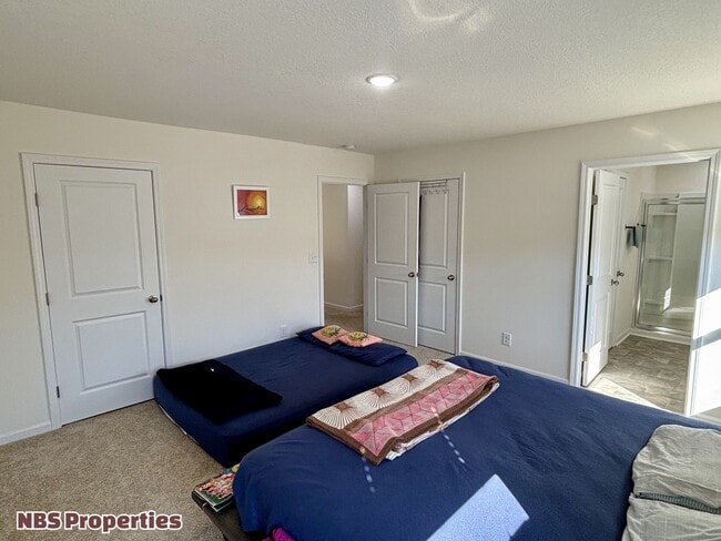 Building Photo - 12020 Spearmint Ln