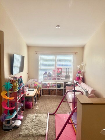 Building Photo - 34394 N Goldenrod Ct