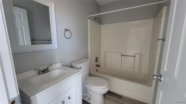 Building Photo - 1731 Bridleton Woods Dr