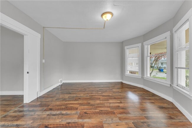 Building Photo - 3106 Library Ave