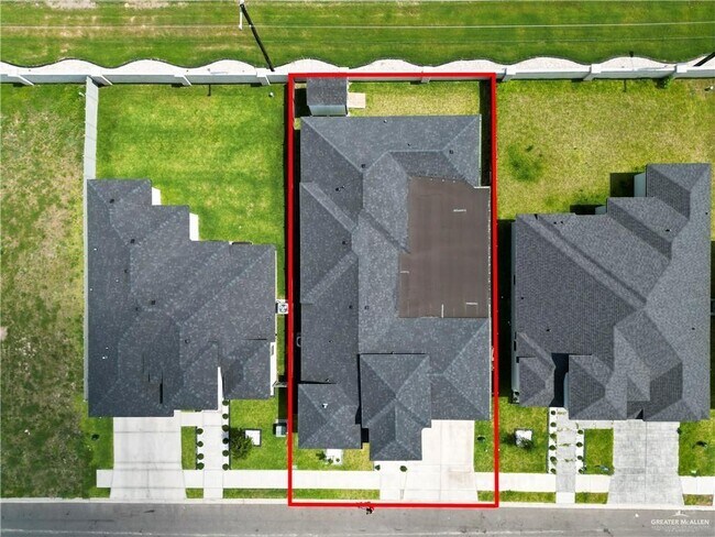 Building Photo - 18 E Mayhem Dr