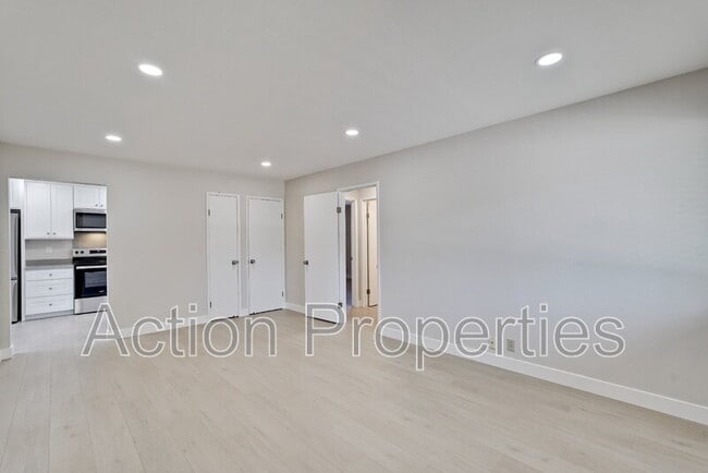 Building Photo - 457 Carneros Ave