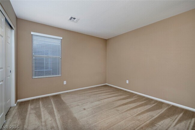 Building Photo - 10683 Country Knoll Way