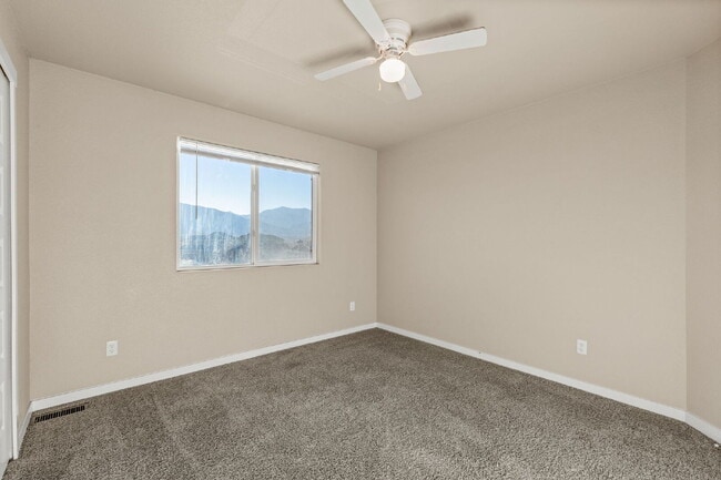 Building Photo - Pristine 4 Bedroom Home in Colorado Springs