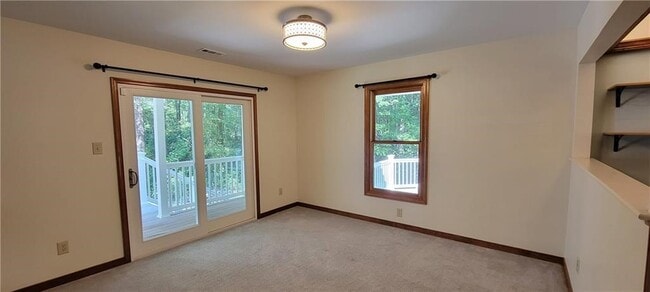 Building Photo - 5210 Fairlake Ln