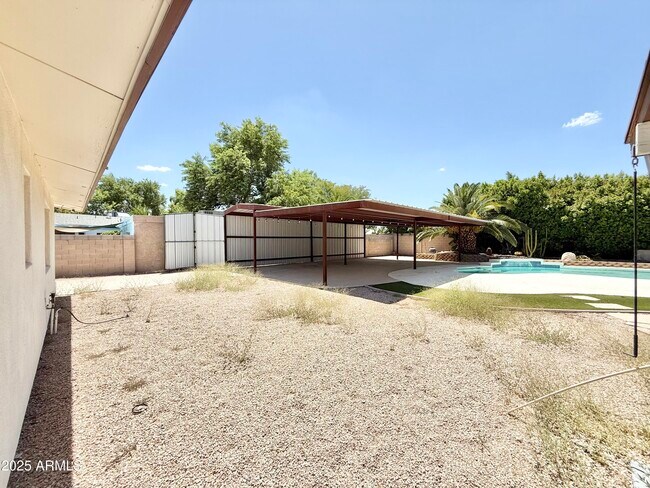 Building Photo - 12006 N 64th St