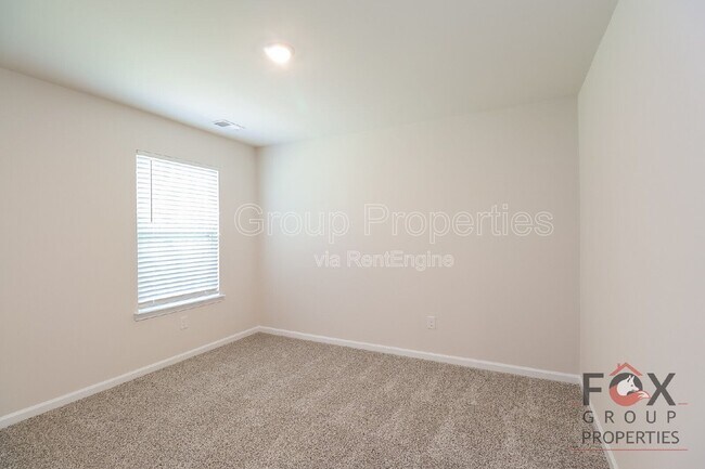 Building Photo - 132 Scotsway Ct