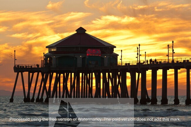 Building Photo - Gorgeous Huntington Beach Single Story Home!