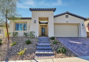 Building Photo - 43 Autumn Palm Ave