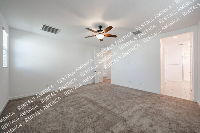Building Photo - 1050 E Armstrong Wy