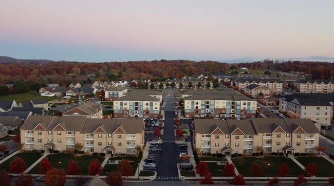 Building Photo - 302 Capstone Dr