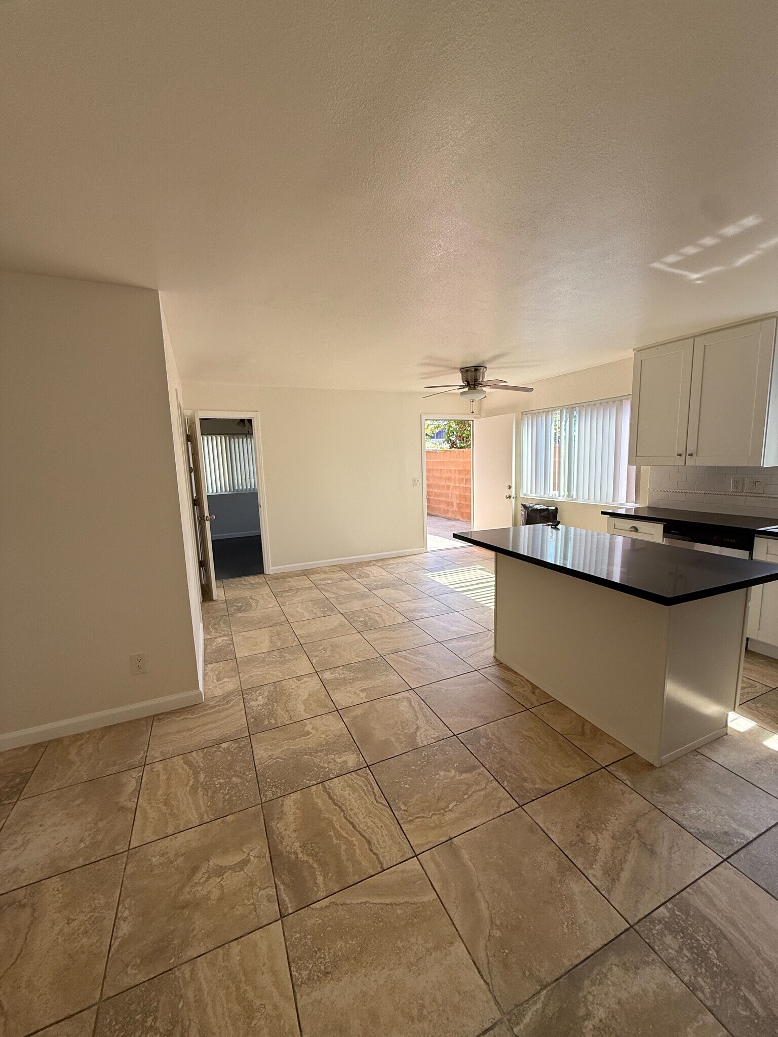 Building Photo - 4712 W 171st St