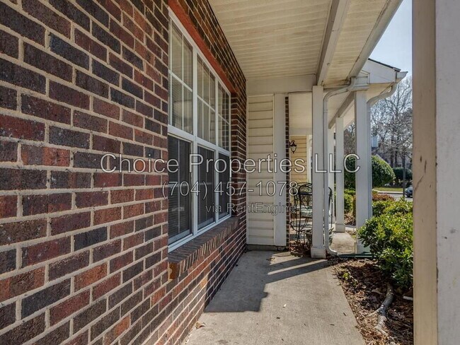 Building Photo - 12807 Spirit Bound Way
