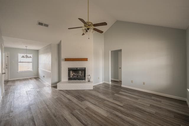 Building Photo - 420 Signal Hill Ct N