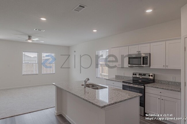 Building Photo - 4921 Redhead Dr