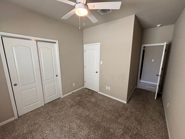 Building Photo - 7717 Hickman St