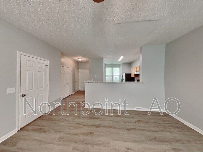 Building Photo - 6097 Camden Forrest Dr