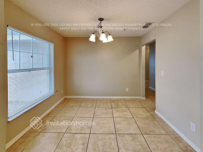 Building Photo - 453 Peace Ct