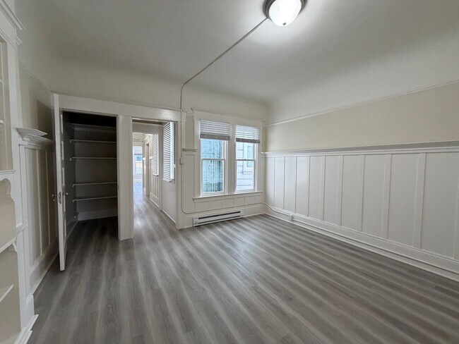 Building Photo - 569-571-571 Minna St
