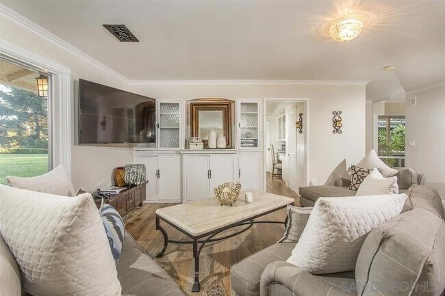 Building Photo - 6224 Los Naranjos Ct
