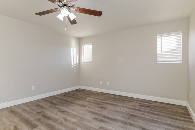 Building Photo - 5677 Bonds Flat St