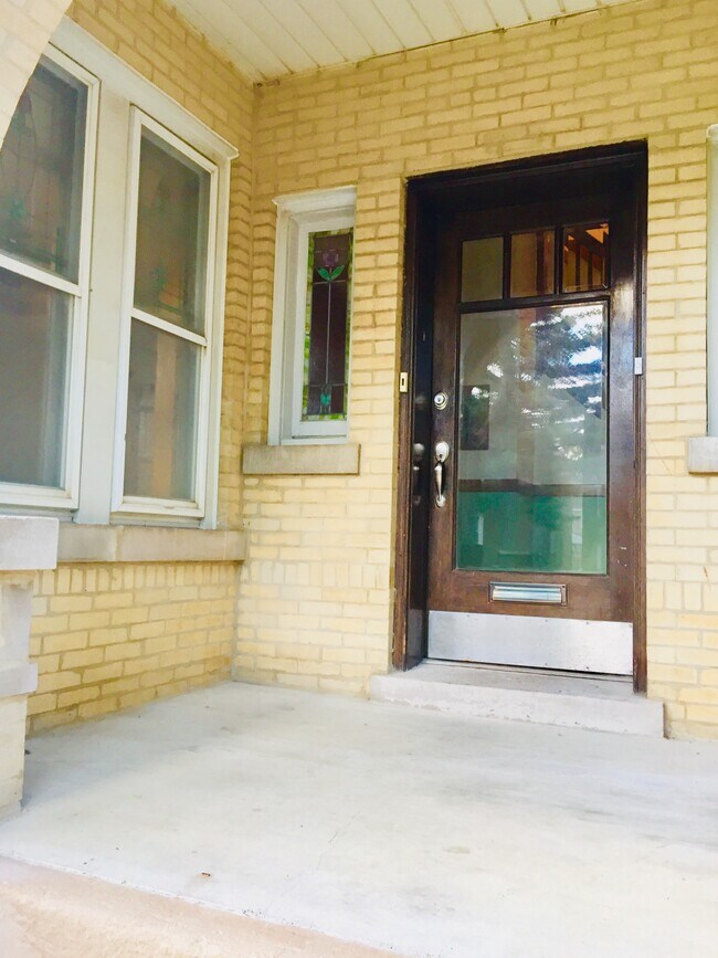 Building Photo - 1924 Kenilworth Ave