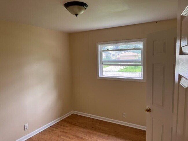 Building Photo - Charming 3-Bedroom Home in Mount Morris