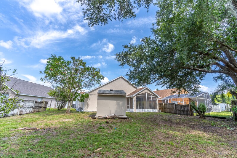 Building Photo - 2306 Lily Pad Ln