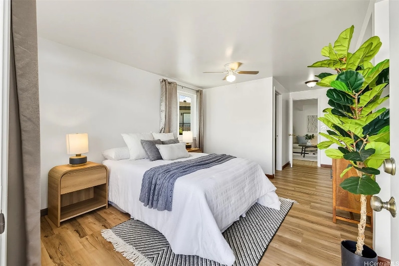 Primary Photo - 1425 Kawelu St