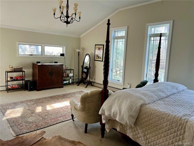 Building Photo - 19 Mill Ln