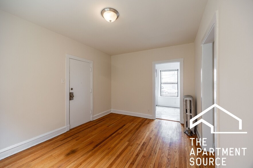 Building Photo - 2651 N Spaulding Ave