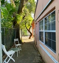 Door - 1516 SW 12th St