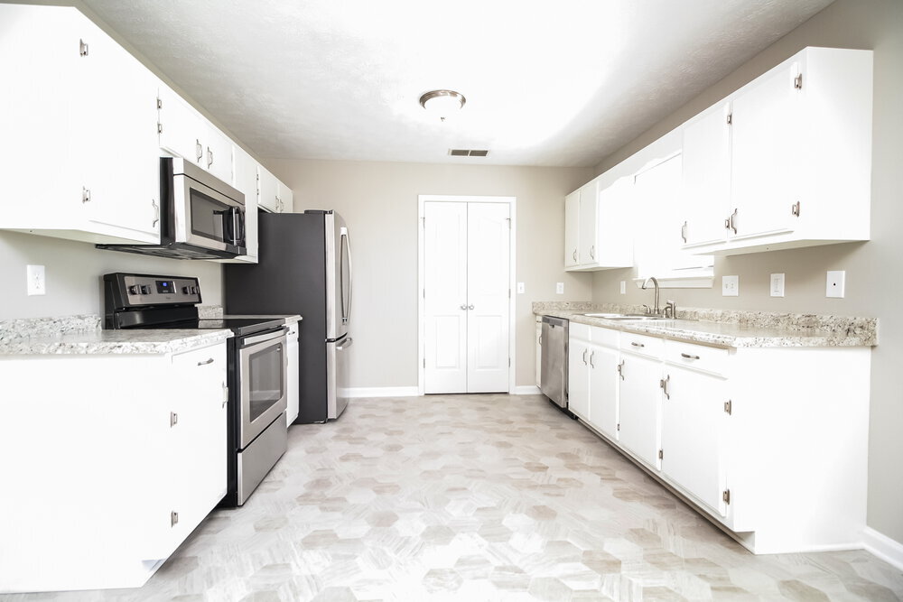Building Photo - 2819 Weybridge Dr