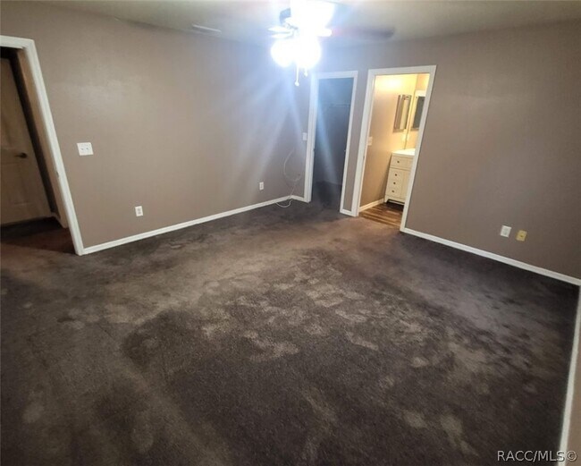 Building Photo - 464 W La Casita Ln