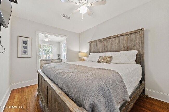 Building Photo - 187 Bilmarsan Dr