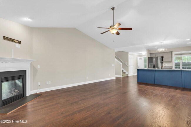 Building Photo - 3 Bed 2 Bath w/ a Bonus in Vineyard Plantation!