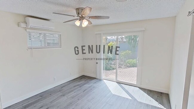 Building Photo - Charming 3Bd House in Costa Mesa