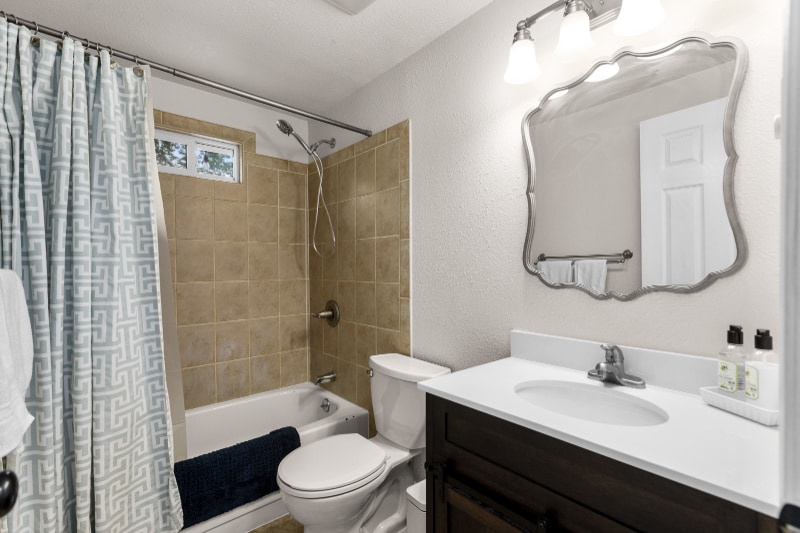 Building Photo - 240 Dakota Ave