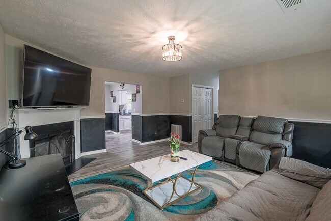 Building Photo - 356 Meadow Trace Dr