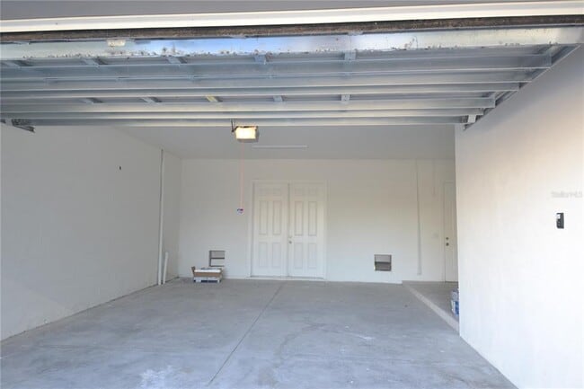 Building Photo - 5728 Biscayne Ct