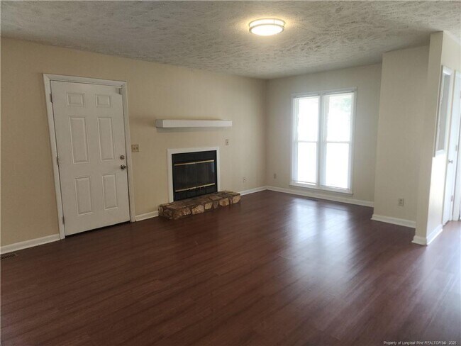 Building Photo - 6837 Marlowe Dr