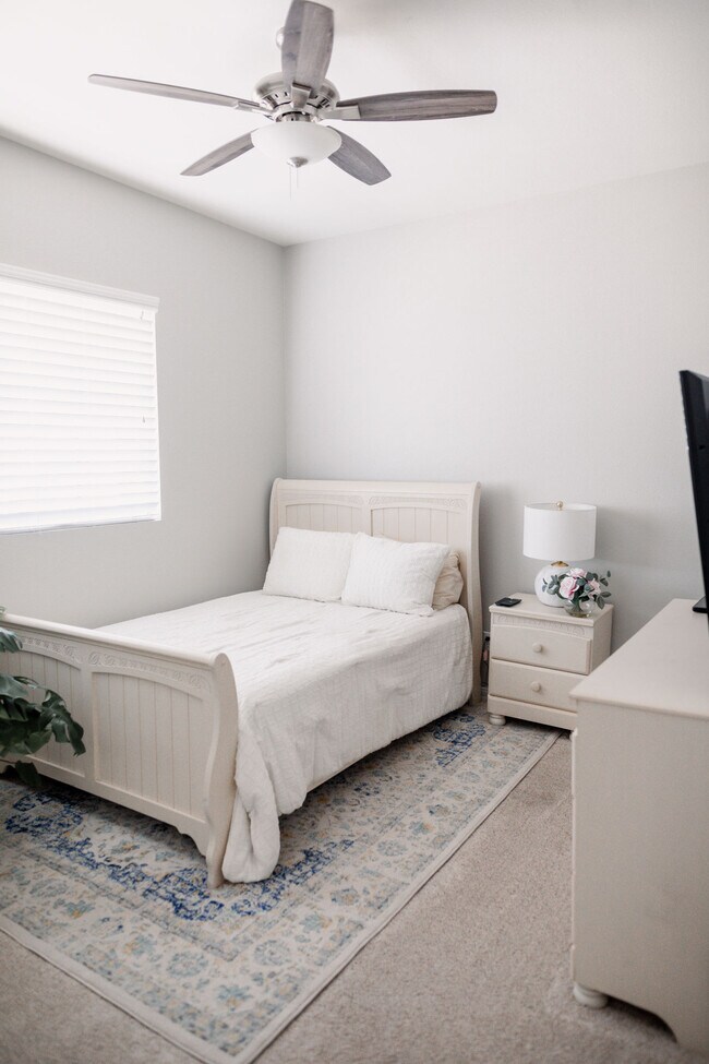 Bedroom - 2005 Golden Trumpet Ave
