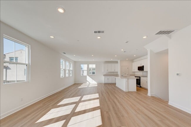 Building Photo - 1202 Mountain Laurel Rd